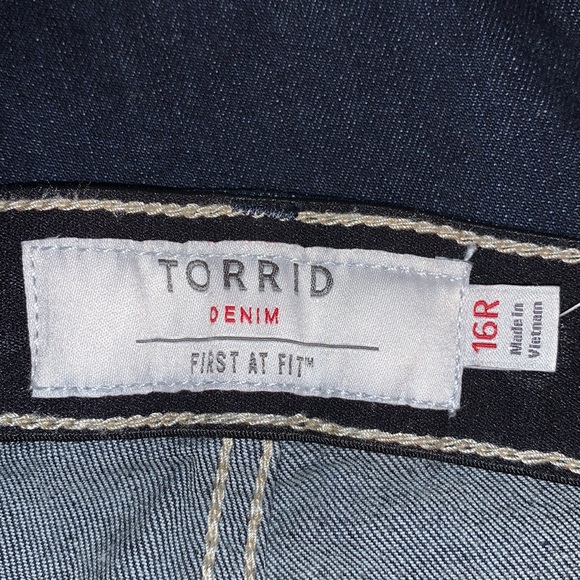 Torrid Jeans - Picture 3 of 8